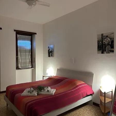 Il Nido Di Re, Bilocale Strategico Ed Accogliente -vicino Metro Apartment *